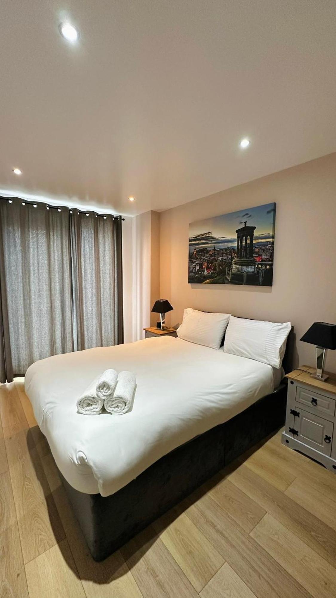 Britannia Apartments EDI Exterior foto